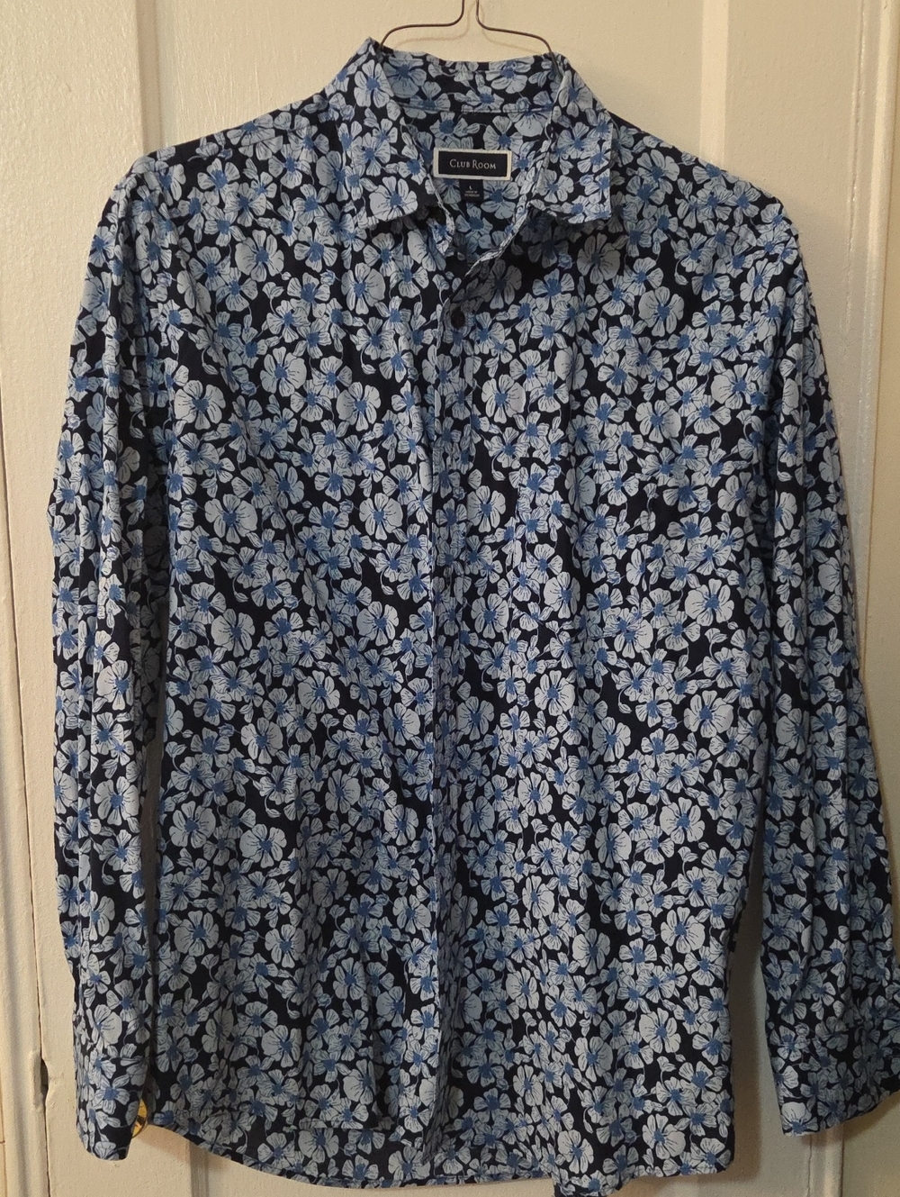 Club Room Navy and Light Blue Floral Button-Down Shirt Large